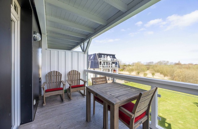 Strandnahe Ferienwohnung mit Sauna und Schönem, Überdachten Balkon mit Ausblick