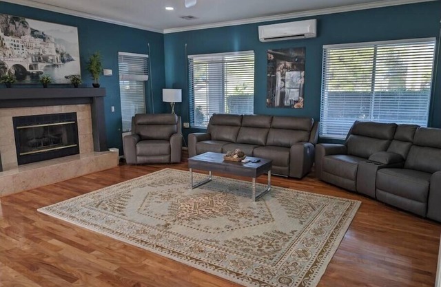 StripViews! Modern Vegas Retreat