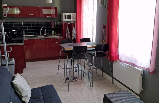 Studio 100m from the sea