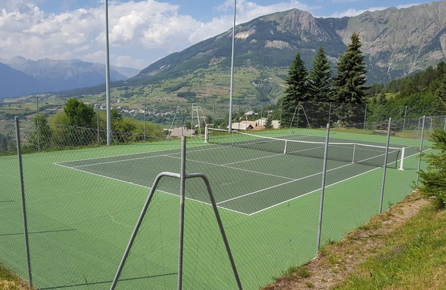 STUDIO 17m², 5 BEDS