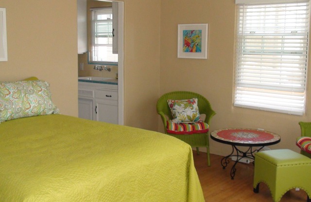 Studio #2 Fully Equipped with Boardwalk Patio Access - Oceanfront!
