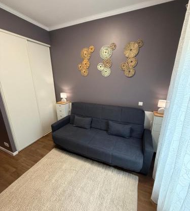 STUDIO 5 min station métro PARIS