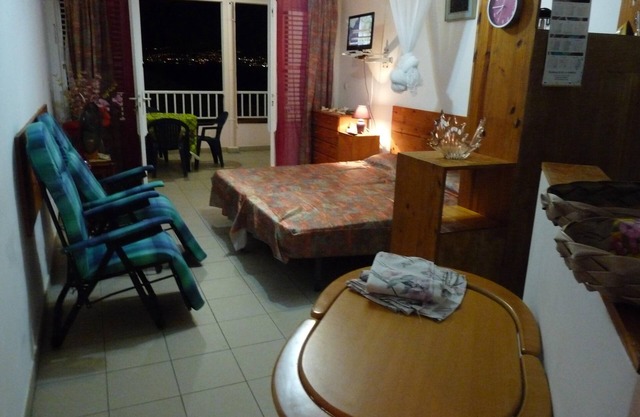 STUDIO ANSE MITAN TROIS ILETS MARTINIQUE