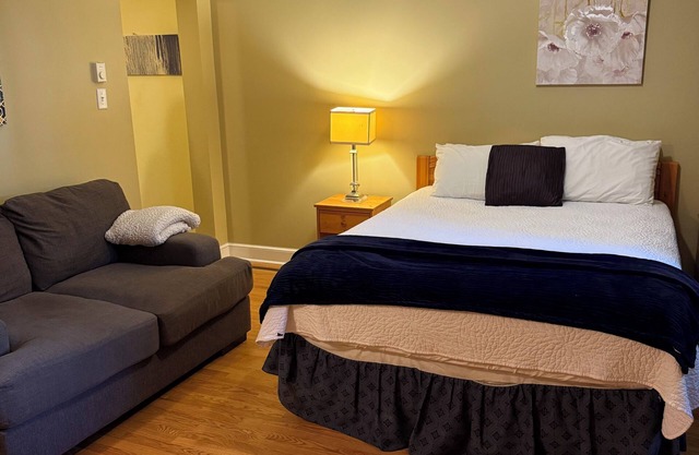 Studio Apartment Downtown St. John's, Midstream Manor Unit 1