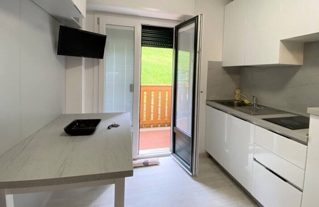 Studio apartment Fevri B - Serafini
