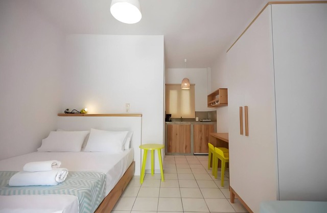 Studio Apartment 'Irene 11 Superior Triple 4' with Sea View, Wi-Fi and Air Conditioning