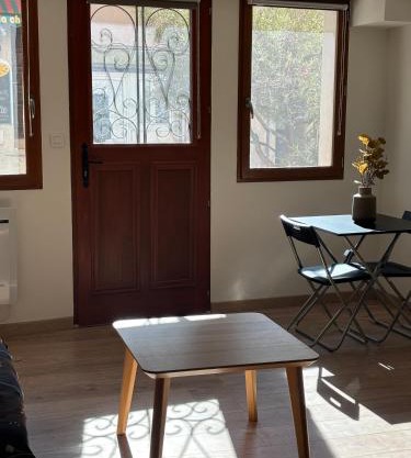 Studio au cœur du vieux village