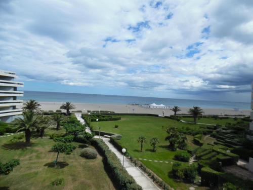 Studio cabine face mer avec parking privé, Canet-Plage - FR-1-750-69