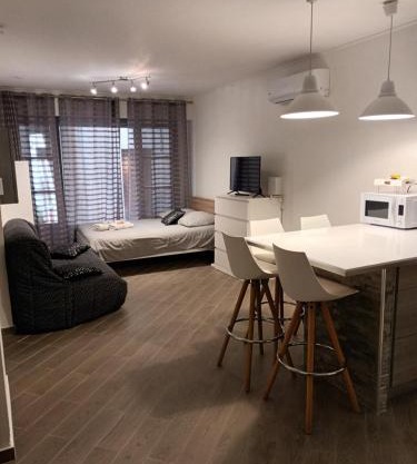 Studio Centre ville Castellane