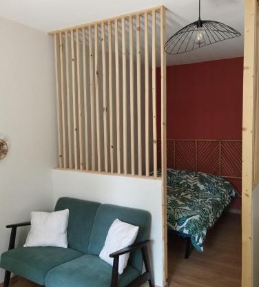 Studio climatisé et spacieux situé près des Parcs