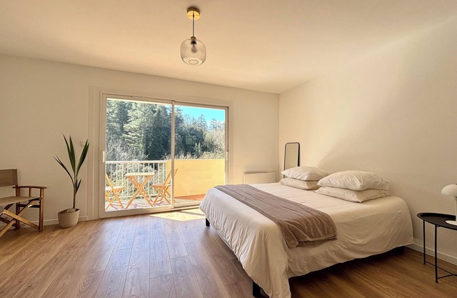 Studio close to the Spa and Park