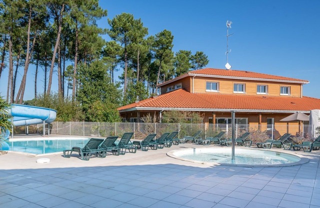 Studio Cosy | Accès Piscine Intérieure/Extérieure