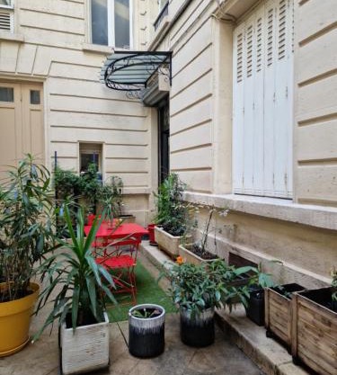 Studio de charme Paris Champs Elysees