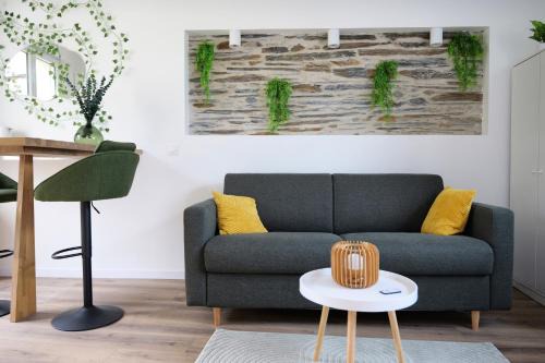 Studio entièrement rénové avec patio - 2 personnes