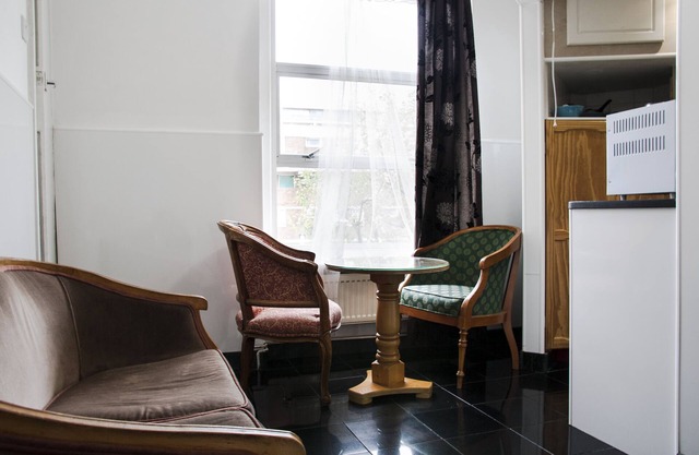 Studio Flat 8 near Kings Cross and Camden Market