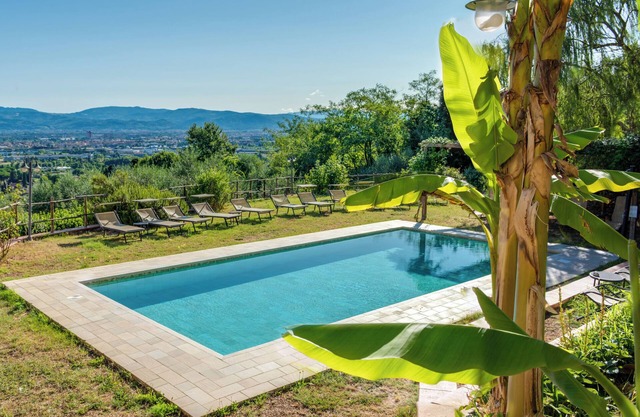 Studio 'Il Poderaccio Tramontana' with Shared Pool, Wi-Fi and Air Conditioning