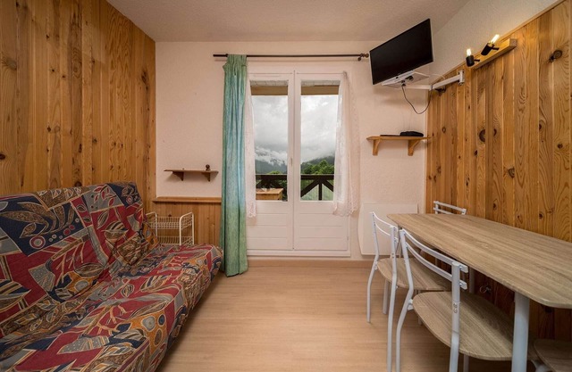 Studio in France near Ski Resort & Mountains