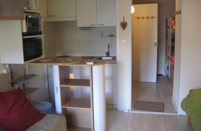 Studio in La Mongie, 5 people all comfort at the foot of the slopes, covered parking