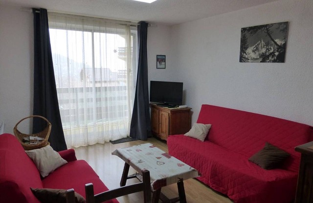 Studio in Sauze center with balcony