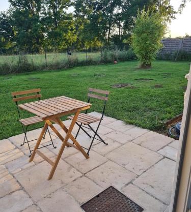 Studio indépendant à la campagne, proche Paray le Monial