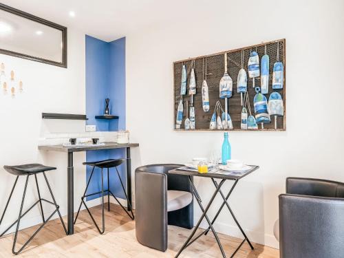 Studio Les Balcons de la Rance-2 by Interhome