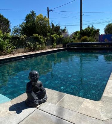Studio les Iris climatisé, entre mer et collines, classé meublé de tourisme 2 étoiles