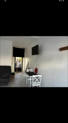 Studio lumineux à une heure de Paris