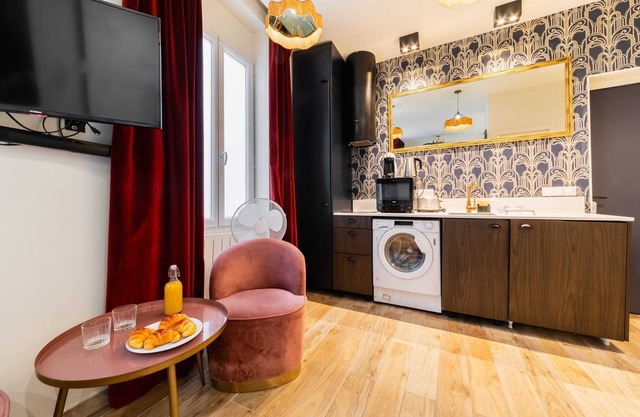 Studio lumineux et moderne proche du metro - 2P