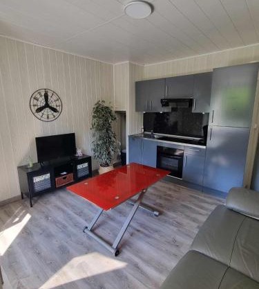 Studio Meublé Quai 1 Voie B parking gratuit