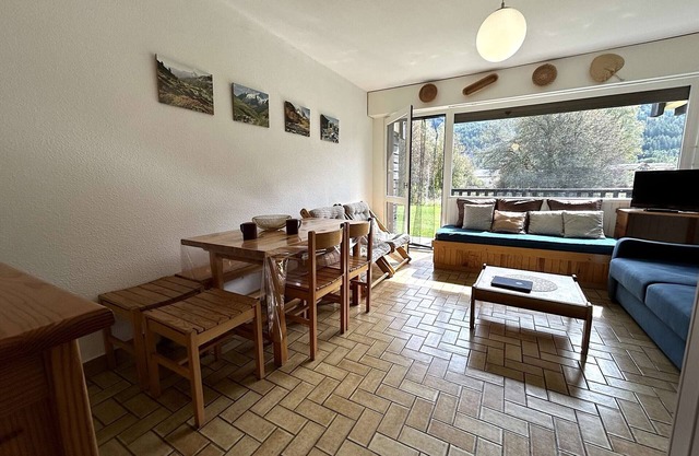 Studio Mountain View, Sleeps 4, South-Facing Balcony, Serre Chevalier