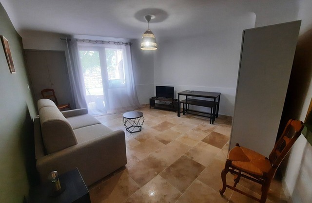 Studio Près des Gorges du Verdon, Classé Meublé Tourisme 2 Étoiles