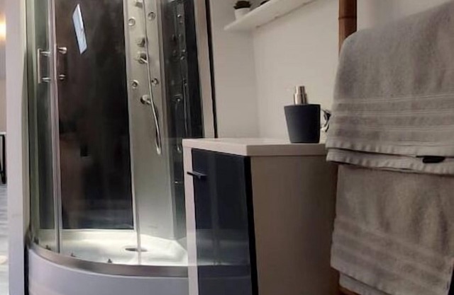 Studio rue Leopold bourg