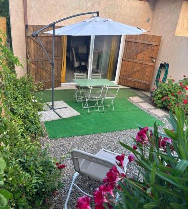 Studio tout équipé à la nuitée ou plus,proche aéroport Bastia