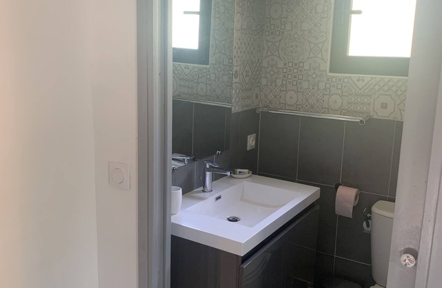 Studio Tout Equipé Dans Résidence Particulière en Plein Centre de Draguignan