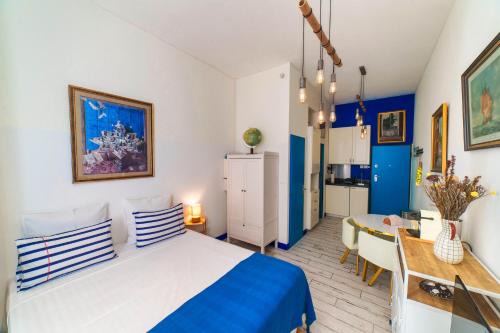 Studio Travel 22M2, 120m Vieux-Port ,Clim , Wifi ,Accès autonome avec code