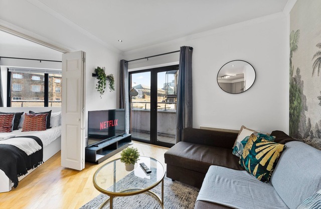 Stunning 2-Bed in Cardiff - Sleeps 6