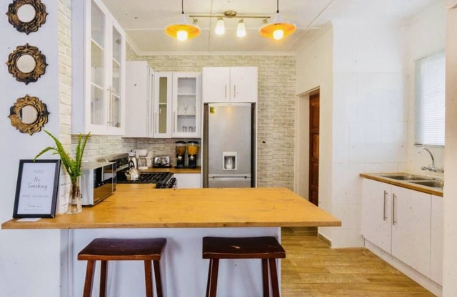 Stunning 3 bedroom 3.5 bath cottage in Malindela ,