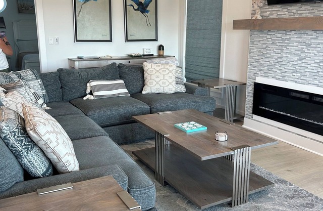 Stunning 4-bedroom house on Bolivar Peninsula