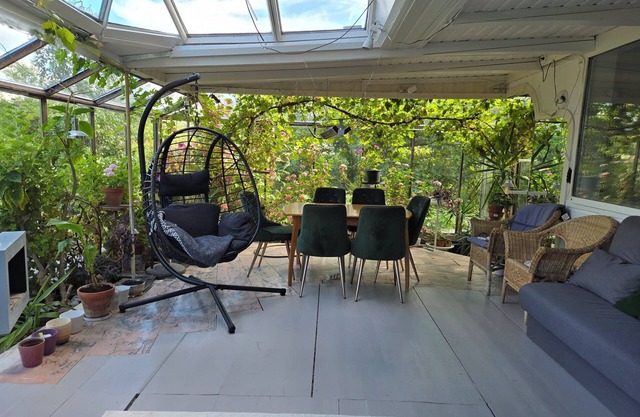 Stunning 6 room house in Stockholm with a botanical garden and lakeview