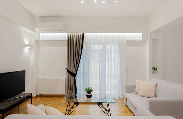 Stunning Athens Apartment | 3 Bedrooms | Apartment Gebazu | Kolonaki