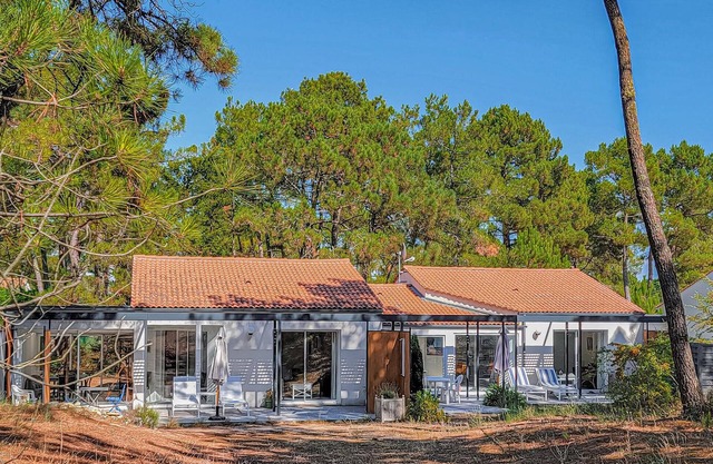 Stunning home in La Faute sur Mer