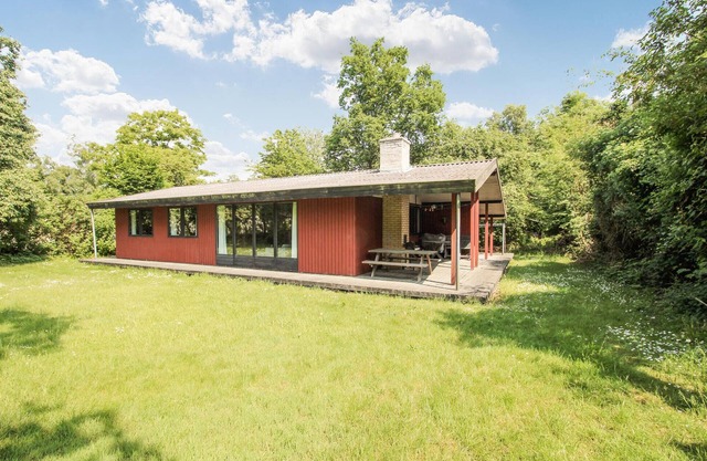 Stunning home in Samsø with kitchen