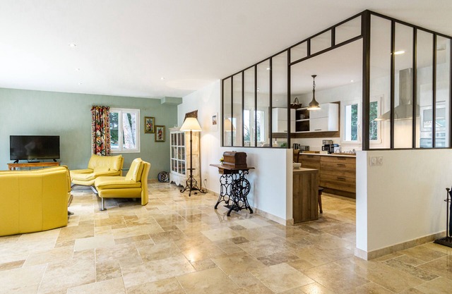 Stunning house on the edge of the Luberon