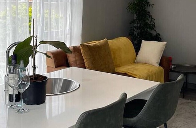 Stunning, luxurious studio in Malindela - 2044