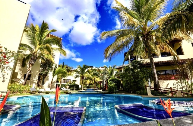 Stunning ocean view villa. Walk to the beach .