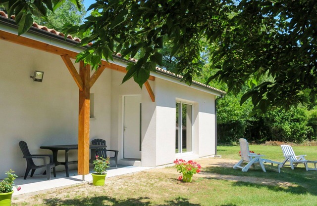 Stunning private villa for 4 guests with WIFI, TV and terrace