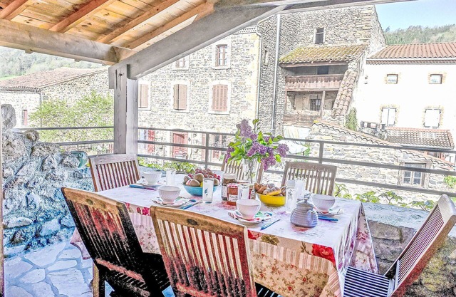 Stunning private villa for 6 people with WIFI, TV, terrace and pets allowed