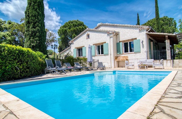 Stunning private villa for 6 guests with private pool, WIFI, TV, terrace and panoramic view