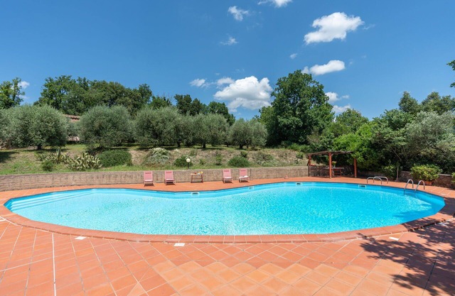 Stunning private villa with private pool, A/C, WIFI, TV, veranda, pets allowed and panoramic view