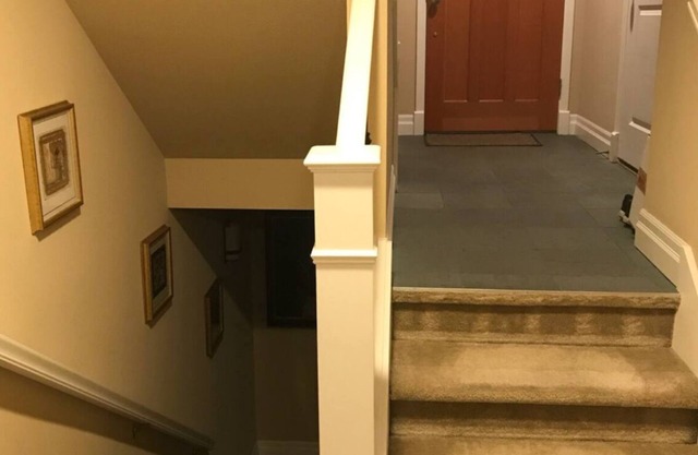Stunning Queen Anne Home for Families or Individuals